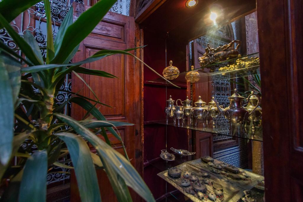 Riad - Dar Al Andalous Фес Екстериор снимка